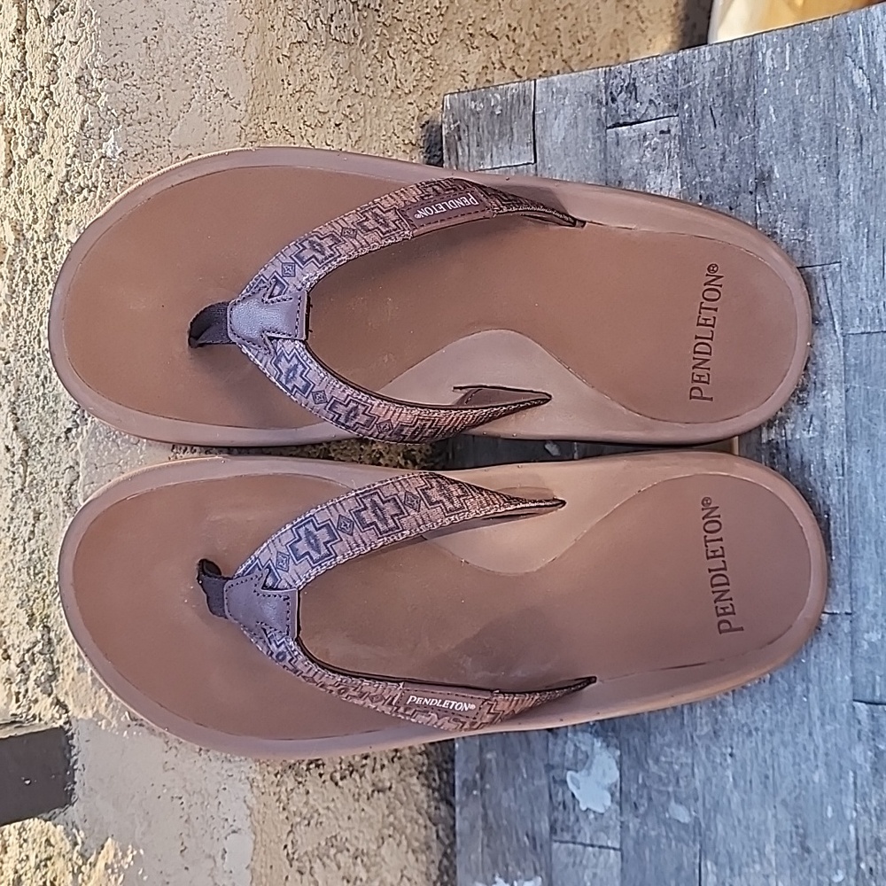 Pendleton Harding Sandals Brown Size 10
